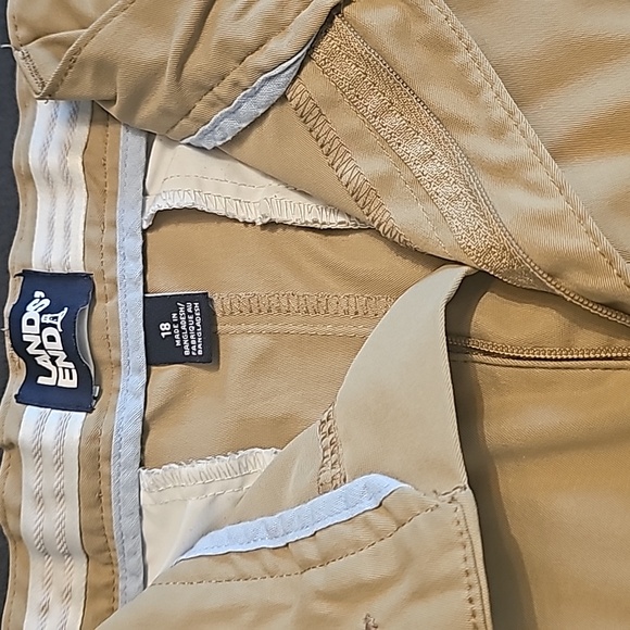 LANDSEND Boys Active Chino Uniform Shorts Size 18 Khaki - Picture 6 of 7